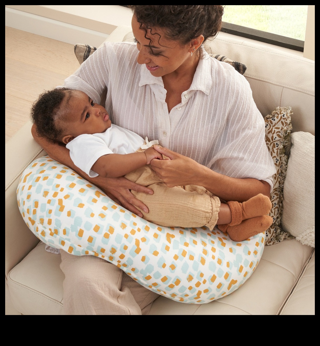 פלטת כריות: יצירת סביבת שינה מרגיעה לתינוק