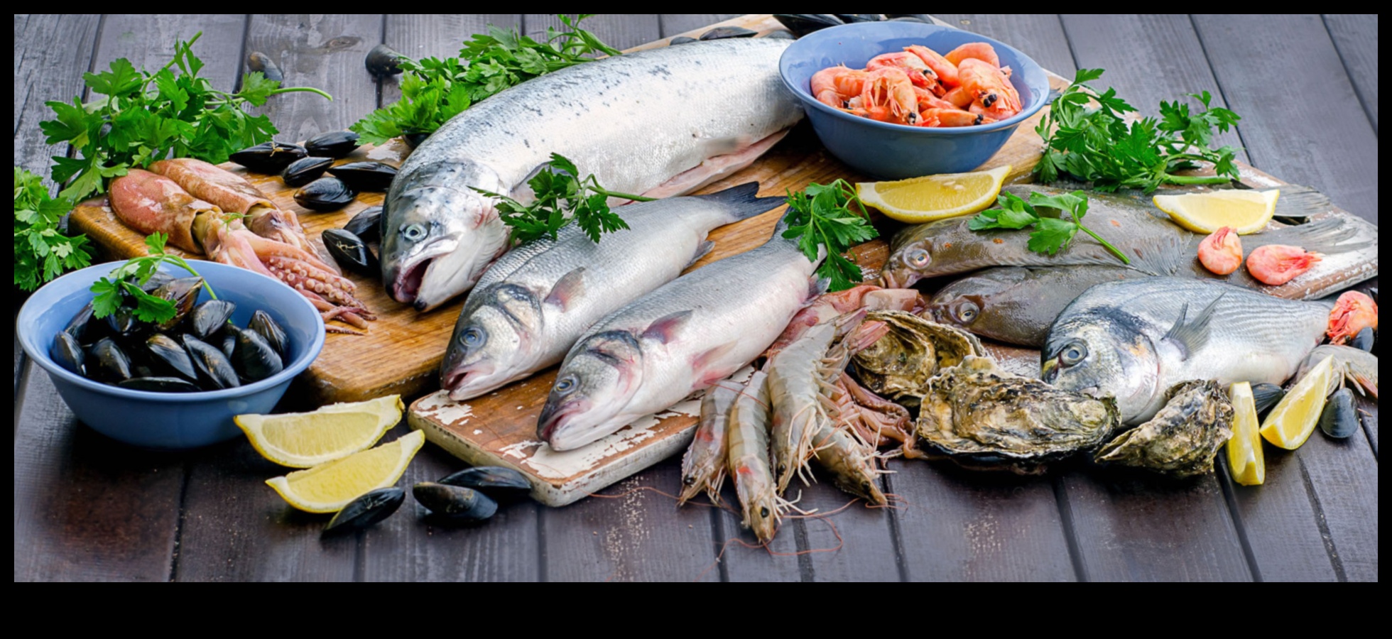 מאכלי ים חופים אפשרות טעימה ובת קיימא 4 אומנות קולינרית עם פירות ים טריים: יצירה של תענוגות חוף