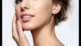 אלגנטיות יומיומית: יצירת יופי ללא מאמץ עם איפור טבעי